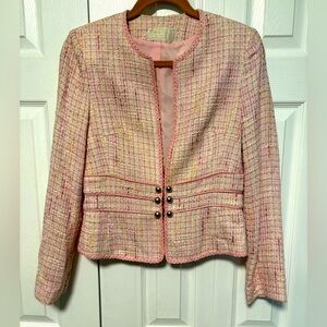 Elegant Pink Tweed Jacket with Silver Buttons and Piping Details